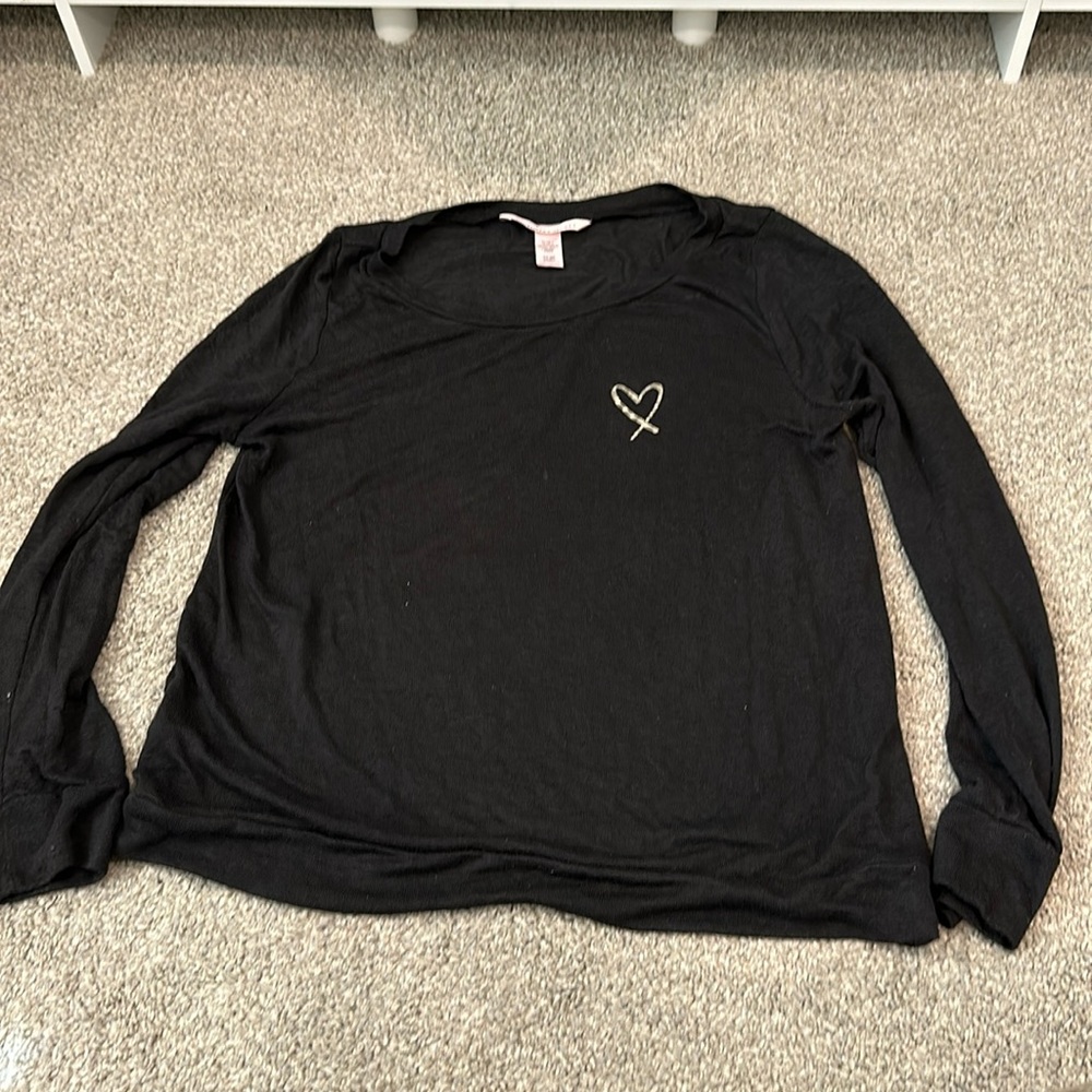 Victoria’s Secret long sleeve top/sleep sweater in size small